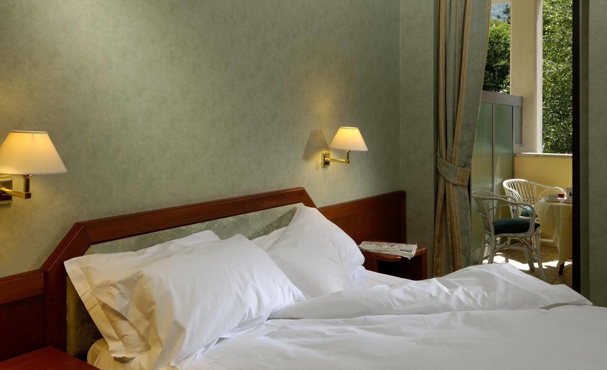 Rizzi Aquacharme Hotel & Spa Boario Terme Zewnętrze zdjęcie